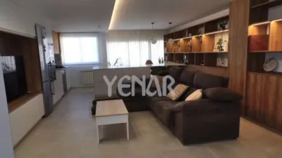Apartment in the City Centre - Upper Zone photo 2