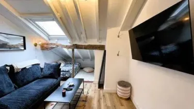 Apartment in City Hall Centre photo 15