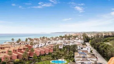 Apartment in Urbanización Bahía de Estepona photo 25