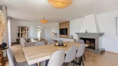 Chalet on Calle de la Luz photo 13