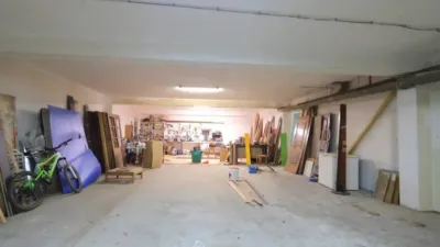 Local comercial en venta en Carballo - Més