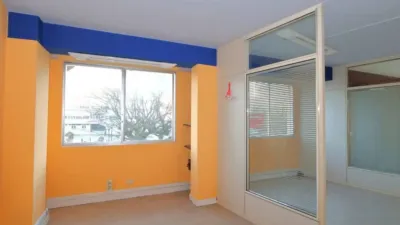 Local comercial en alquiler en Carballo - Més