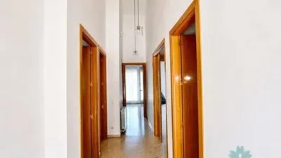Townhouse in Torrelles de Llobregat photo 2