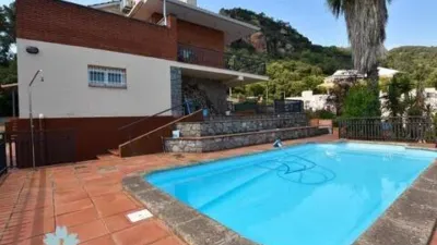 Chalet in Torrelles de Llobregat photo 3