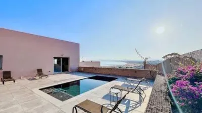 Chalet on Carrer de Barcelona photo 16