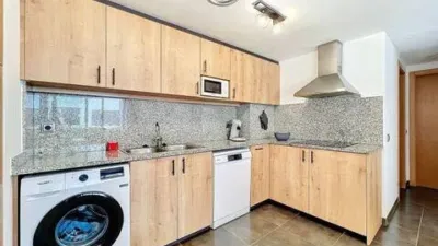 Apartment on Carrer de la Roca Maura photo 9
