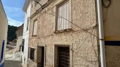 Casa adosada en venta en Alcalá del Júcar - Vista 2