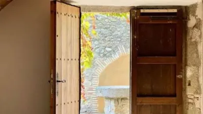 Chalet on Calle Melies, 1 photo 10