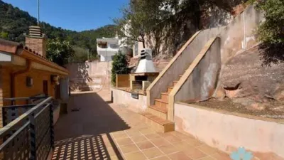 Chalet in Torrelles de Llobregat photo 25