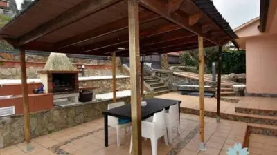 Chalet in Torrelles de Llobregat photo 4
