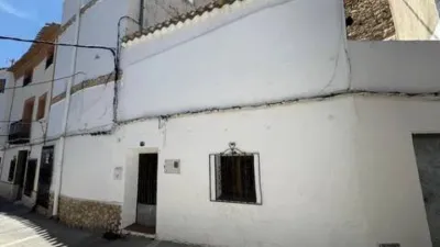 Casa adosada en venta en Alcalá del Júcar - Vista 2
