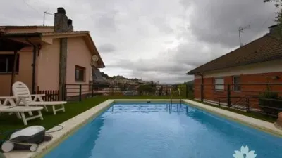 Chalet in Torrelles de Llobregat photo 2