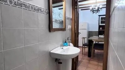 Townhouse in Alcalá del Júcar photo 12