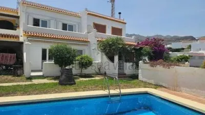 Terraced house on Calle de Almería photo 22