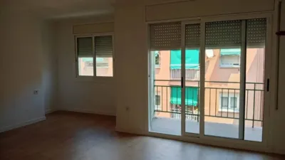 Apartment in Cerdanyola del Vallès photo 2