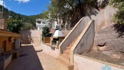 Chalet in Torrelles de Llobregat photo 33
