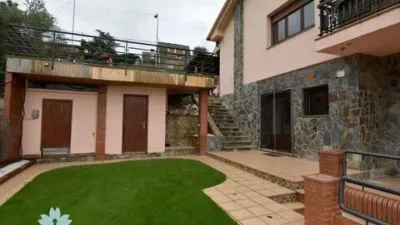 Chalet in Torrelles de Llobregat photo 5
