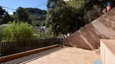 Chalet in Torrelles de Llobregat photo 34