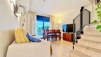 Terraced House in Passatge Falset photo 6