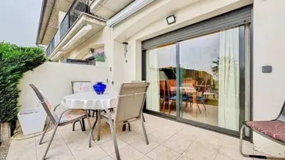 Terraced House in Passatge Falset photo 9