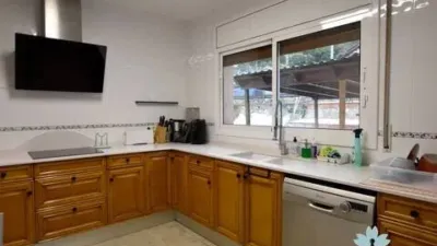 Chalet en Torrelles de Llobregat photo 8