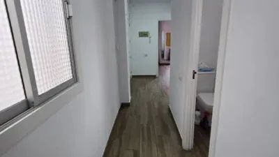 Piso en calle Pino Apolinario photo 9