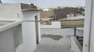 Piso en calle Pino Apolinario photo 26