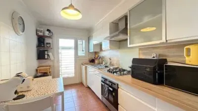 Apartment on Carrer del Puig Rom photo 17