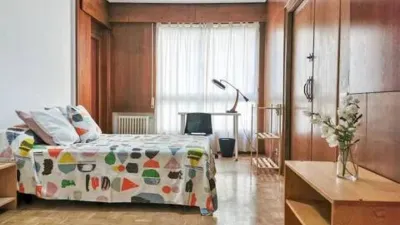 Apartment on Francisco Silvela Street photo 3