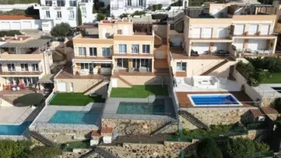 Townhouse in Port Esportiu-Canyelles-Puig Rom photo 9