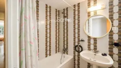 Apartment on Avenida de La Riera de La Cuana photo 10