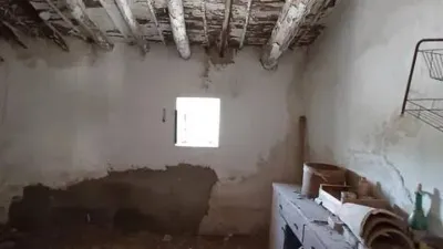 Rustic house in Abejuela photo 3