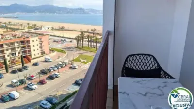 Apartment in Passatge Muga Delta photo 2