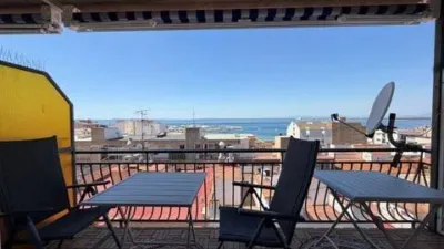Apartment on Carrer del Puig Rom photo 8