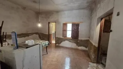 Casa – Redován - Més