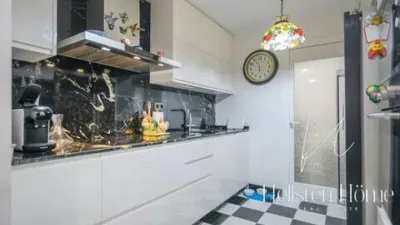 Apartment in Centre photo 11