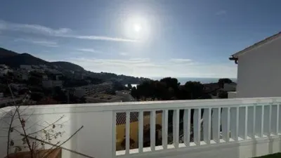 Semi-detached house in Port Esportiu-Canyelles-Puig Rom photo 2