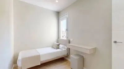 Penthouse on Clara del Rey Street photo 7