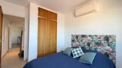 Apartment on Carrer del Puig Rom photo 31