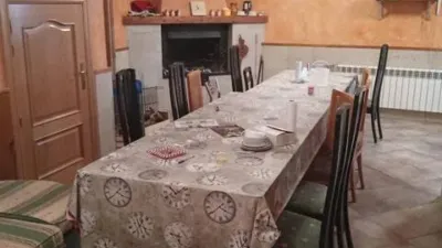 Chalet en venta en Calle de Petra Fernández Bobadilla, Fuenmayor de 328.000 €