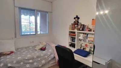 Apartment on Carrer de Jordi Rubió i Balaguer photo 17