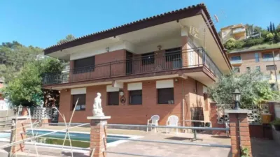 Chalet in Vallirana photo 4