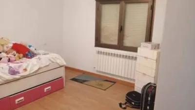 Chalet en venta en Calle de Petra Fernández Bobadilla, Fuenmayor de 328.000 €