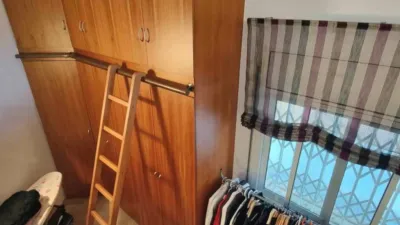 Apartment on Carrer de Jordi Rubió i Balaguer photo 38