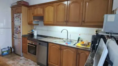 Apartment on Carrer de Jordi Rubió i Balaguer photo 12