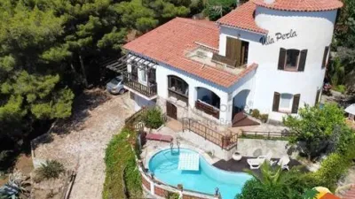 Chalet on Carrer Versalles photo 29