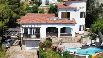 Chalet on Carrer Versalles photo 37