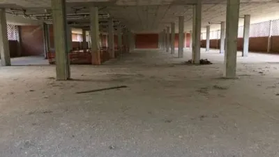 Local comercial en alquiler en Rúa Antonio J. Sucre - Més