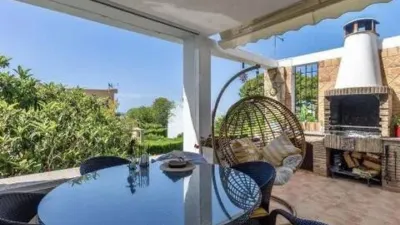Chalet on Calle Cometa Carrio Nn photo 7