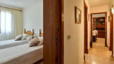 Apartment in El Coll d'en Rabassa photo 13